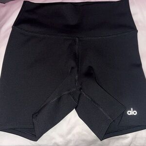 ALO Yoga Women's Charcoal Bike Shorts